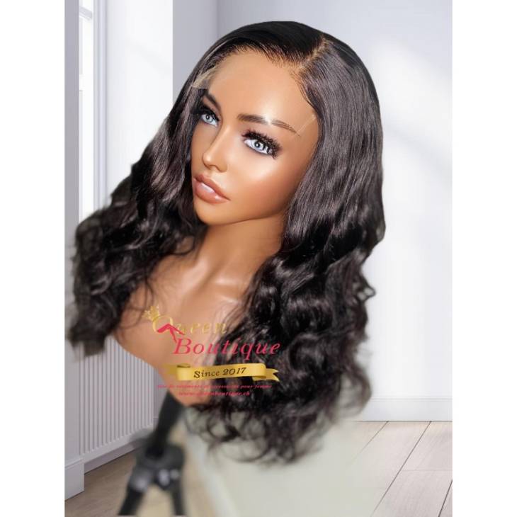 Lynna Glueless