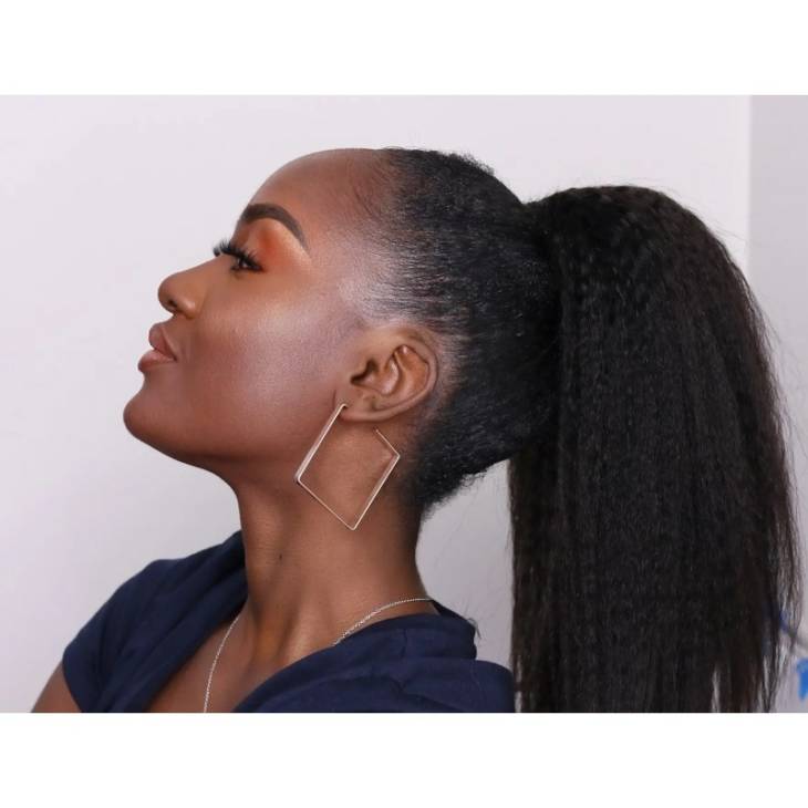 Extension Pony 1 pièce Kinky Lisse