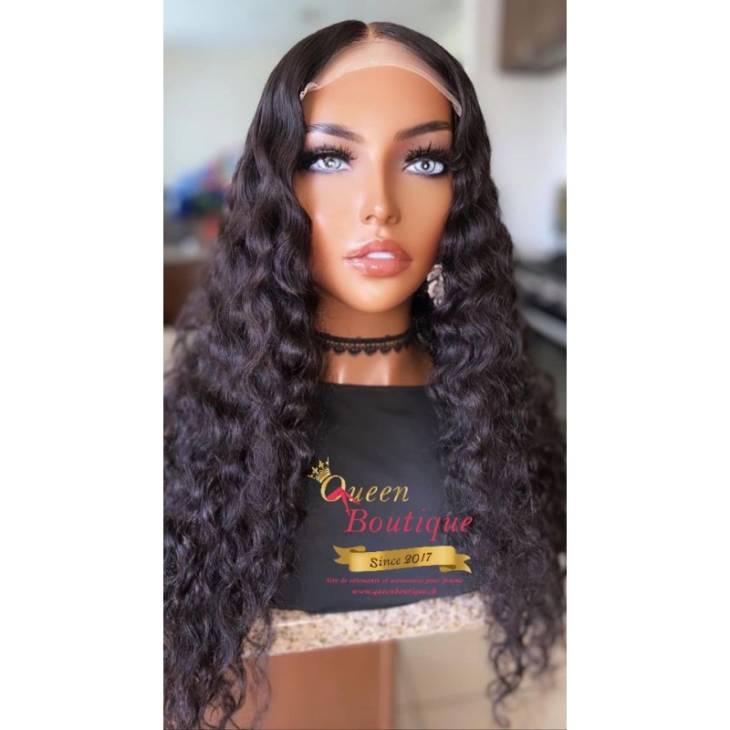 Lovely Curl Girl